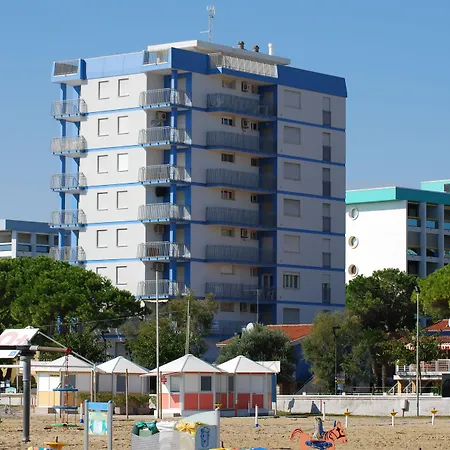 Cozy Flat With Amazing Seaview In * Bibione