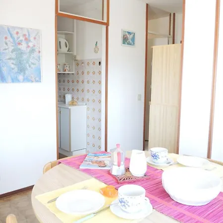 Cozy Flat With Amazing Seaview In * Bibione