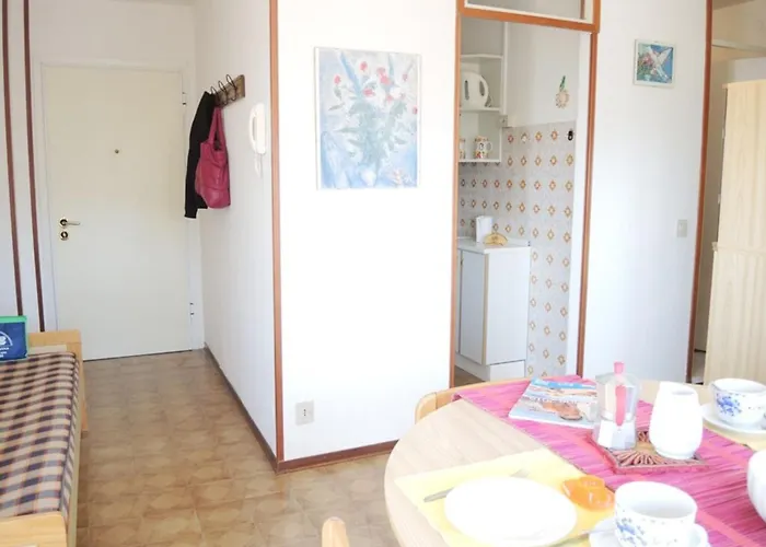 Cozy Flat With Amazing Seaview In * Bibione