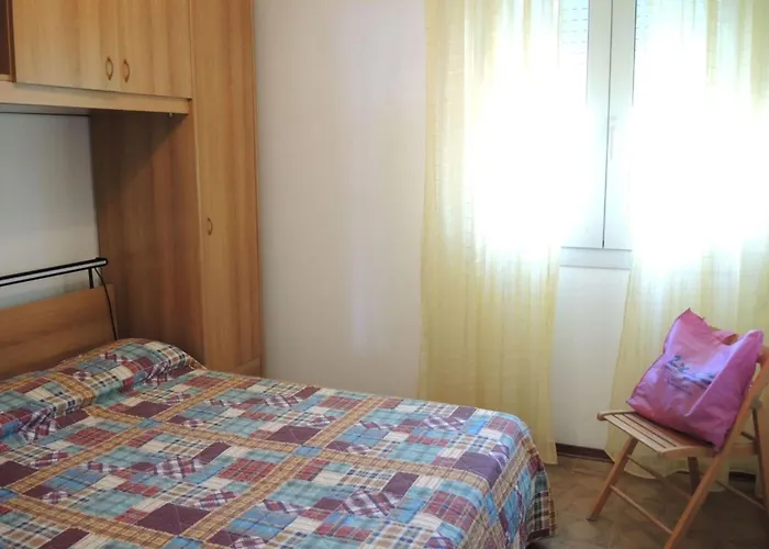 Cozy Flat With Amazing Seaview In Lägenhet