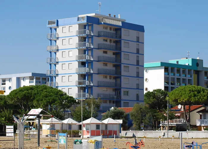 Cozy Flat With Amazing Seaview In * Bibione